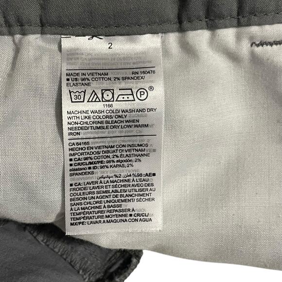 Old Navy Womens Shorts Size 2 Everyday Short Mid Rise Stretch Gray Zip Fly Chino - Picture 5 of 10